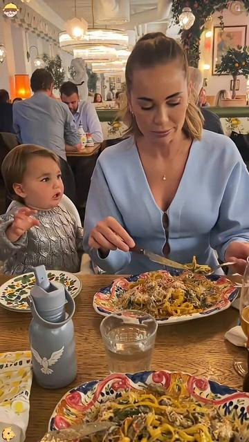 Cute babies who only want to eat